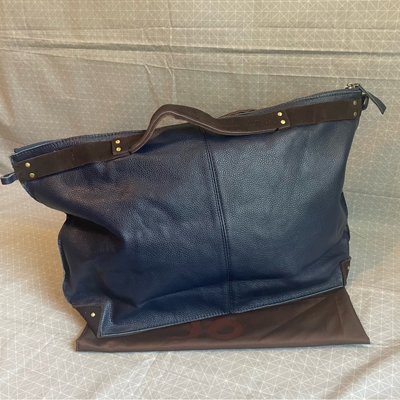 NWT Jo Handbags Drew Tote in Navy Pebbled Leather - Picture 4 of 11